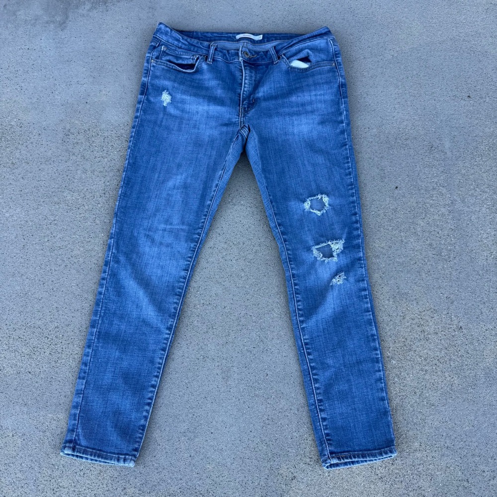 Levi's 711 Skinny Size 31 Jeans Women Blue Distressed‎ Ripped Medium Wash